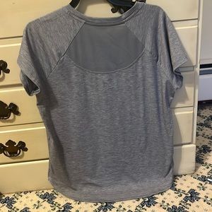 size 14 girls athleta shirt